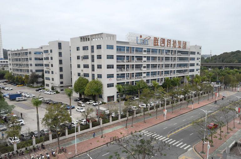 布吉联创科技园2000平红本厂房可分租 原房东直租园区带环评