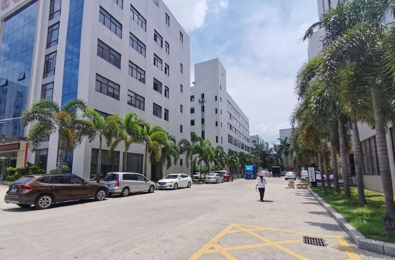 低价！布吉大芬工业园厂房1000平出租办公仓库