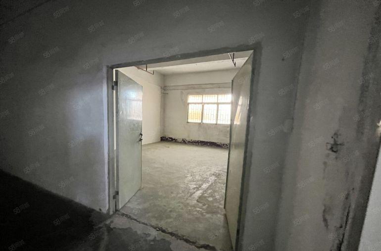 龙岗397平方21格局厂房办公室 18元底价