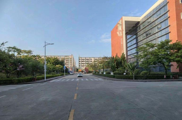 布吉上李朗科技园红本精装修厂房1000平有地坪漆100平起分