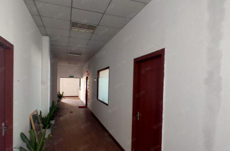 布吉丹竹头地铁站新出三楼800平厂房仓库出租报价19元可分租