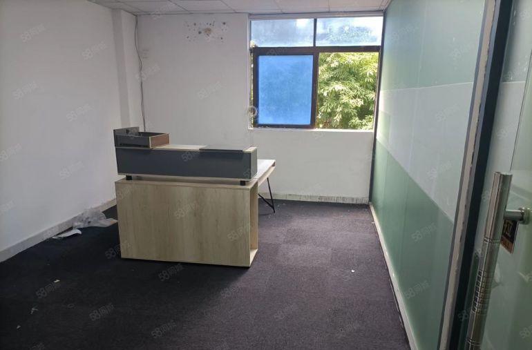 南岭科技园带装修厂房出租160平1加1格局