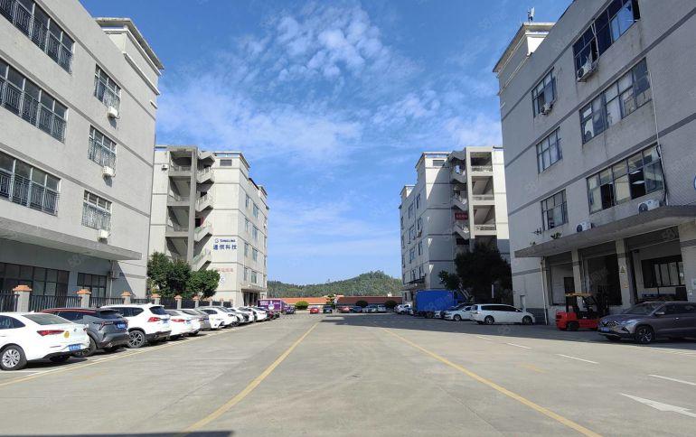 200平起租丨布吉地铁口一楼二楼3000平带装修厂房仓库出租