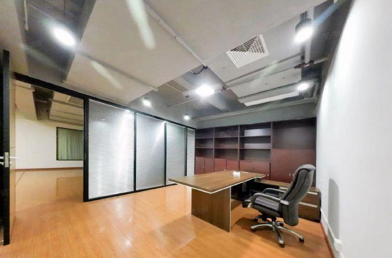 布吉木棉湾电商厂房，带装修75平米起租