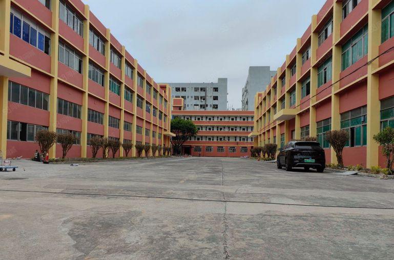 带装修 布吉南湾6000平独门独院带装修仓库厂房出租