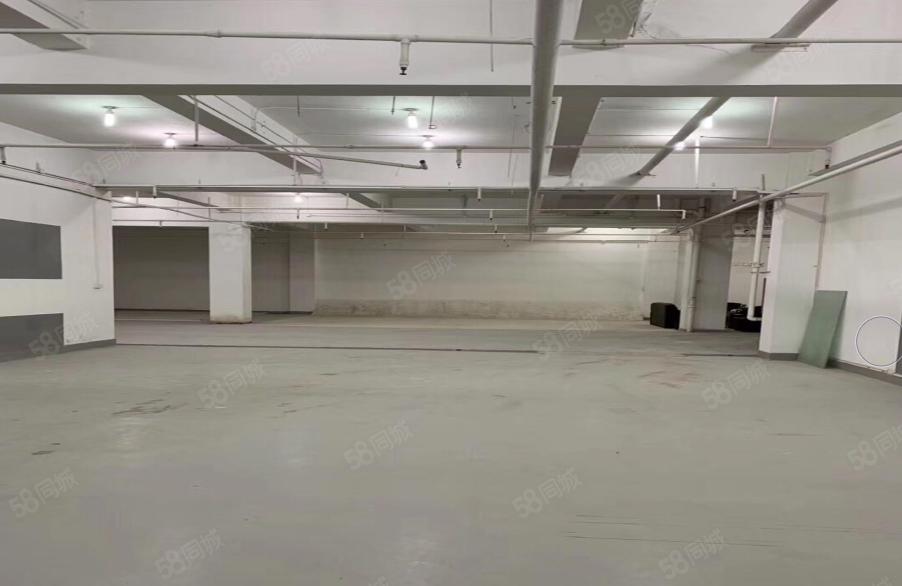 甘坑地铁站 秀峰工业城一楼物业出租,适合做物流!