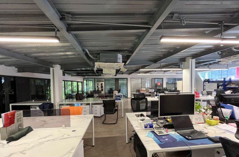 布吉地铁口原房东厂房1200平带精装修办公室仓库出租可分租