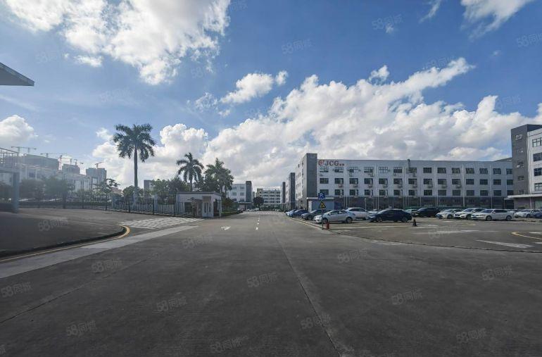 原房东！布吉工业区新空出楼上1000平方厂房出租大小可以分租