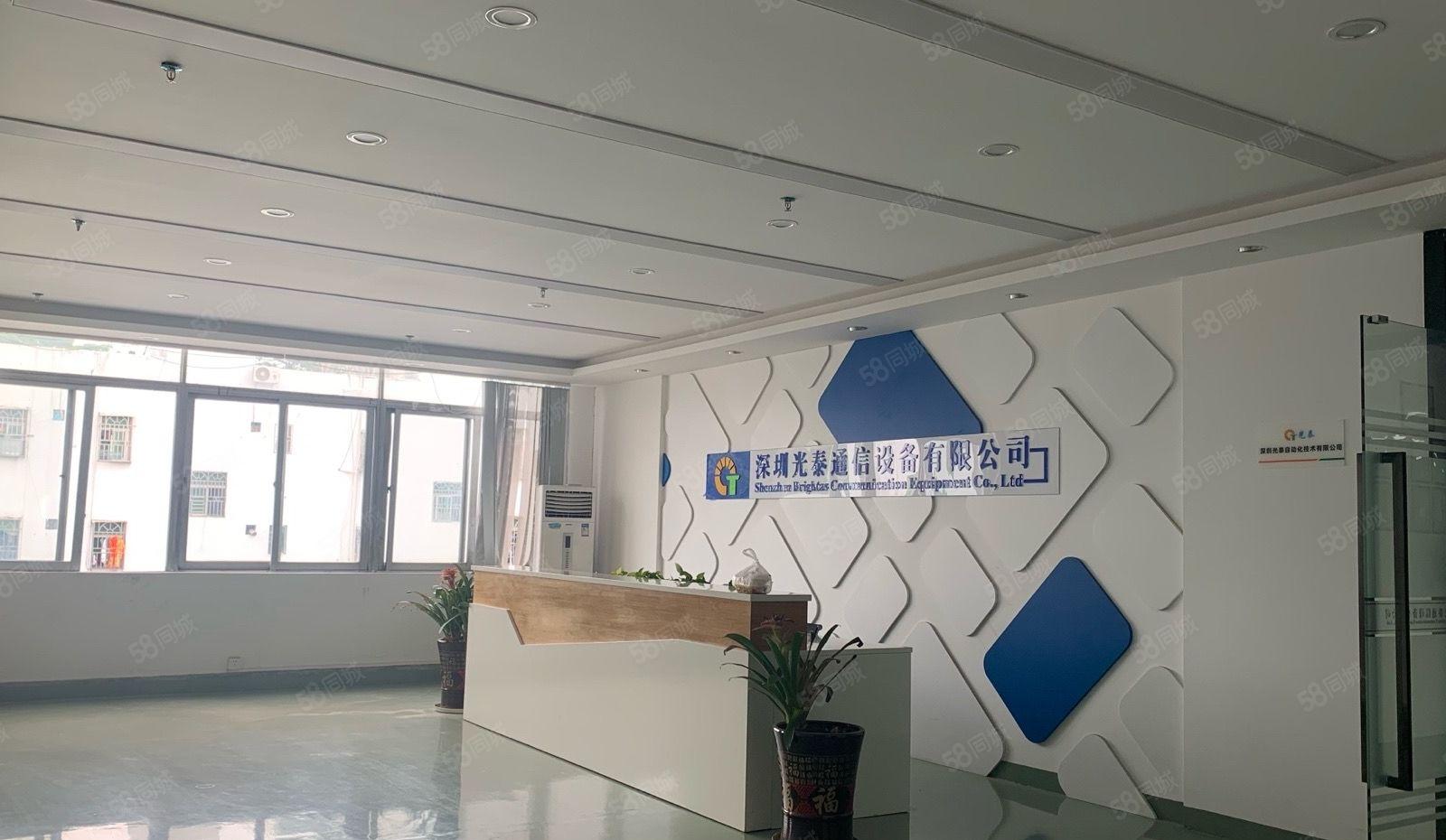 年期低价厂房出租坂田地铁口旁红本园区1000平带精装修可分租