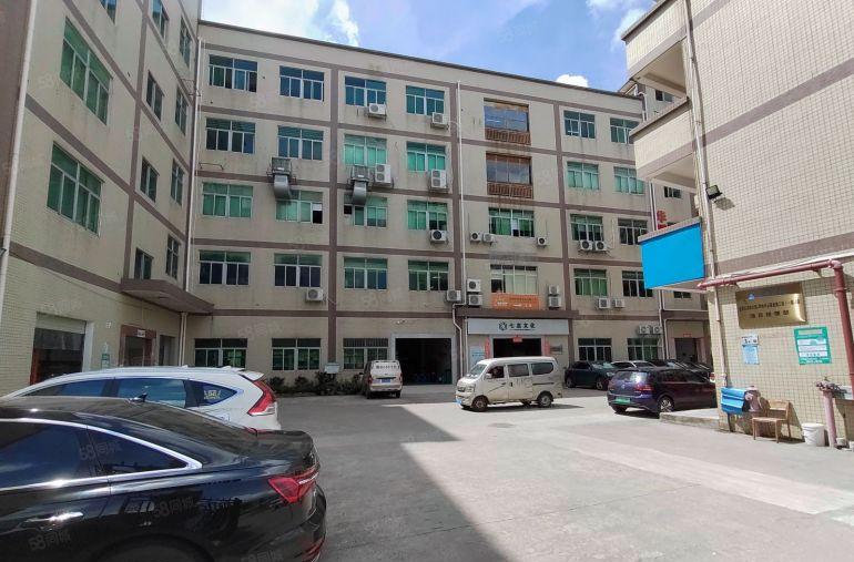 布吉上李朗地铁口一楼厂房1200平米带装修水电齐全随时可空