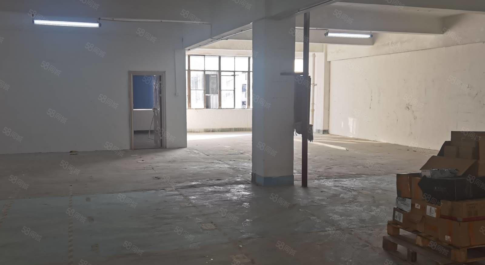 秀峰工业城 400平方起租 独门独院 大型工业区