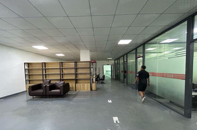 布吉800平精装修厂房出租仓库招租可分租低价出租