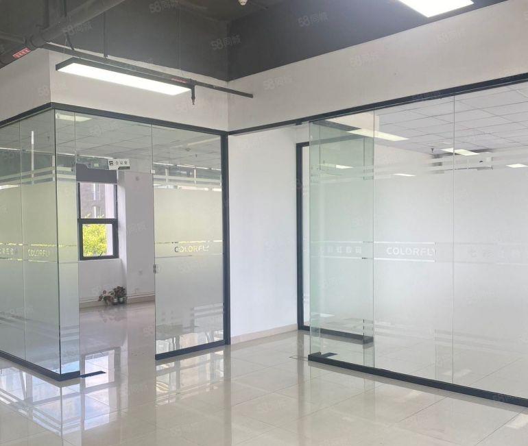 布吉上李朗地铁口带装修办公1000平水电齐全