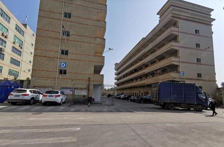 布吉上李朗工业园20000平红本厂房出租可分租交通便利.