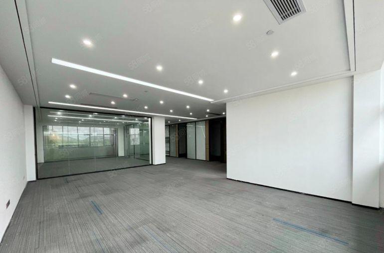 康桥花园旁精装5加1格局376平出租（全新装修）