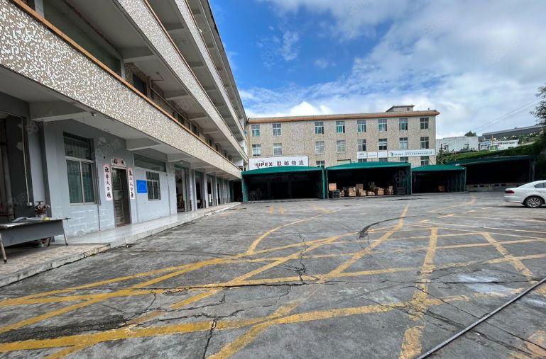 布吉新出独门独院1到4层单层4000平红本厂房可分租