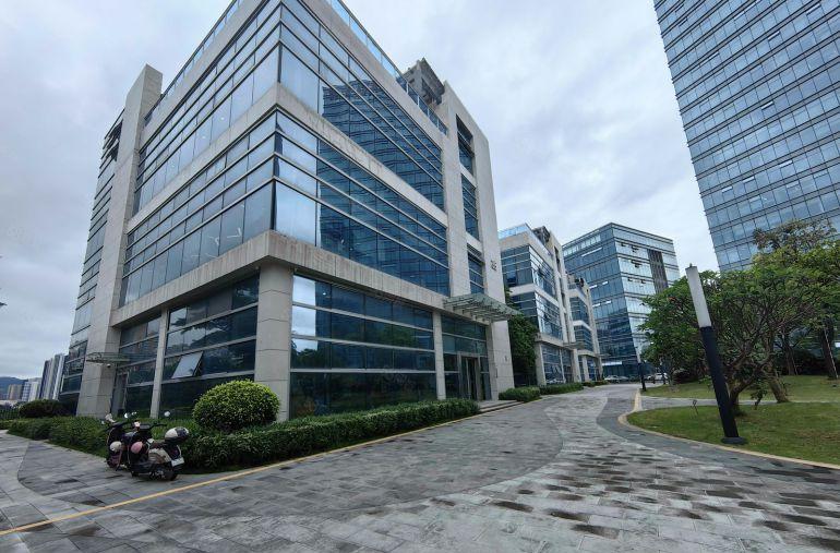 园林式独栋2100平方厂房出租布吉大芬地铁站原房东直租可分租