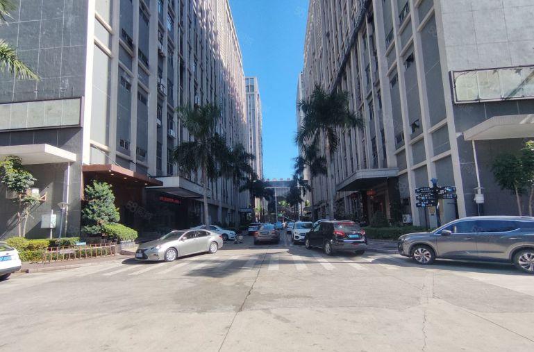 李朗凉帽山地铁口特价厂房仓库办公出租300平起分