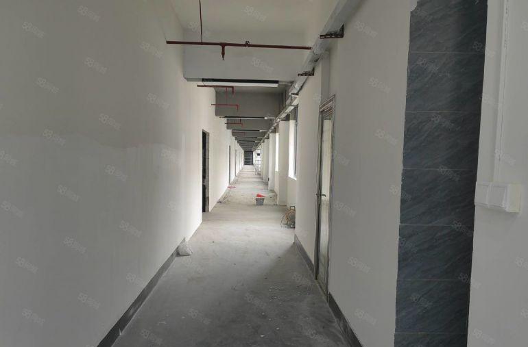 物业直租地铁口布吉秀峰工业城A7栋三楼200平米厂房仓库出租