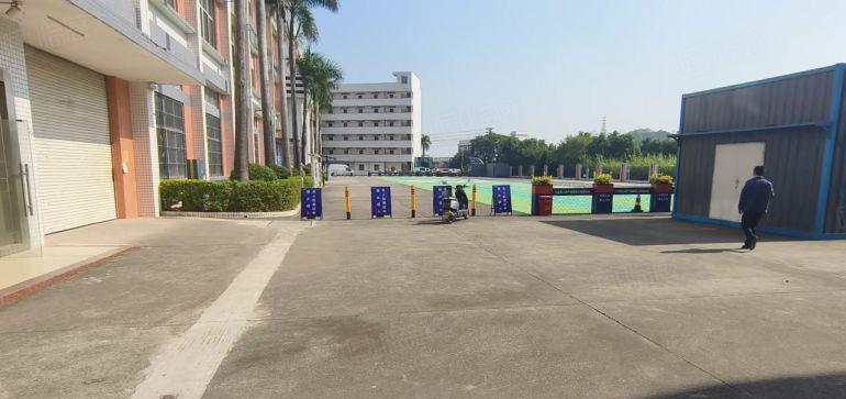 实际面积出租布吉丹竹头地铁口原房东6000平独院厂房仓库