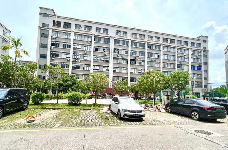 龙岗布吉李朗原房东整层厂房出租1500平方现成精装修红本厂房