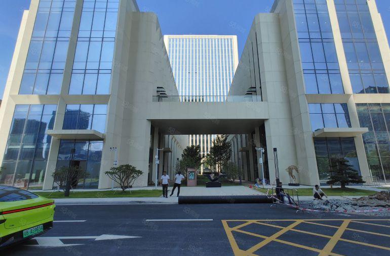 布吉红本花园式一楼1500平厂房仓库出租消防喷淋形象好空地大