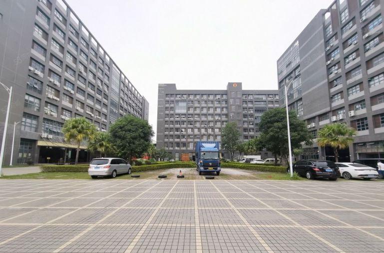 布吉长龙文博宫附近可用明火厂房1000平有现成食品环评