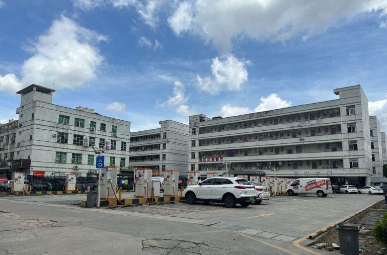 百鸽笼地铁站附近村委厂房1000平有红本使用率高可分租