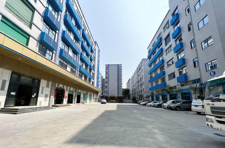 临近关内罗湖！布吉龙山工业区单层2000平仓库厂房出租可分租