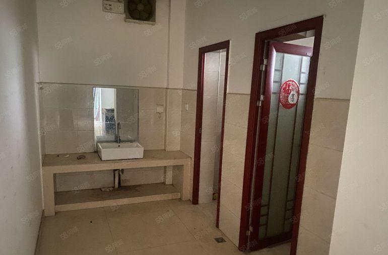 布吉华光工业园小面积仓库出租