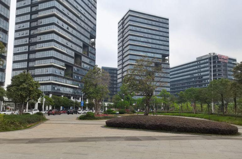 光明公明楼村地铁口附近精装标准厂房出租150平起分