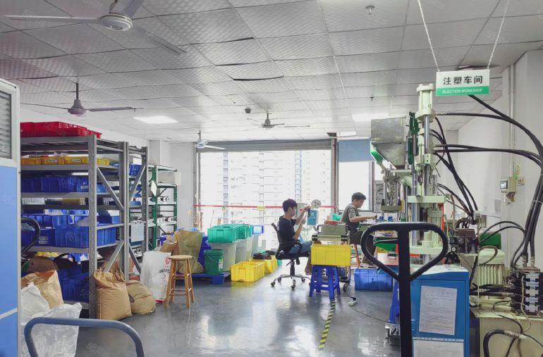 光明公明西田原线材厂出租750平价格19元一平，车间干净明亮