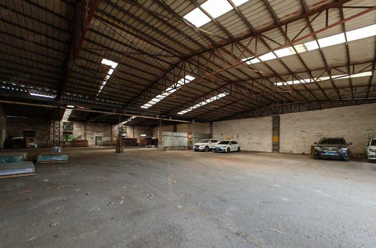 光明楼村22元钢构厂房1200平出租，5年合同，可进大车