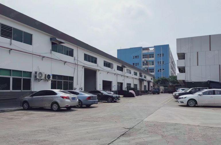 公明西田村委直租钢构1300平高8米，带办公室装修车间吊好顶