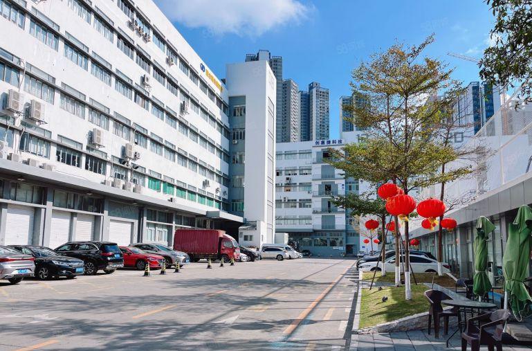 光明公明将石精装修楼上800平无公摊可分租200平已电改