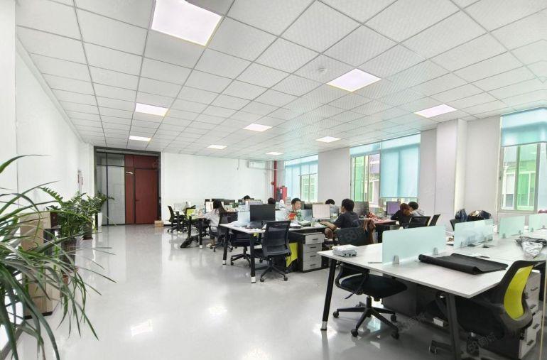 光明红本高新研发厂房出租500平至5000平方带装修环境好