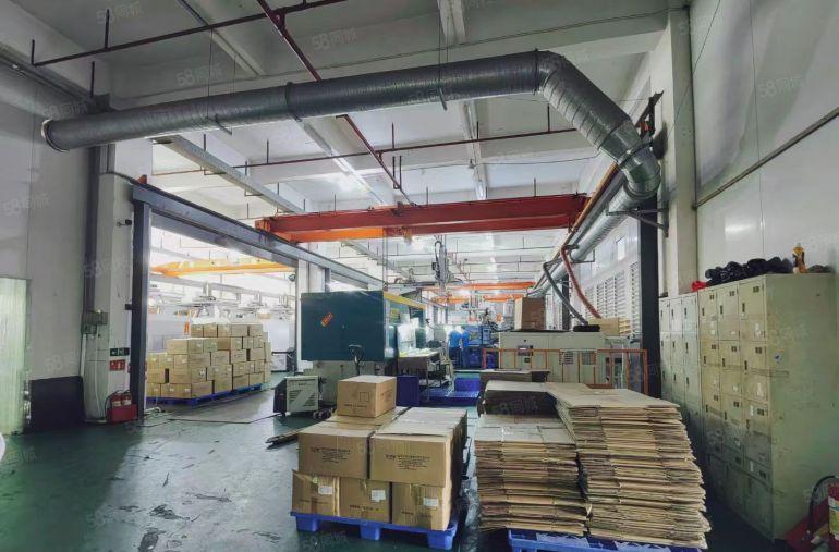 光明公明合水口原注塑厂出租2238，高5.3米适合生产，仓库