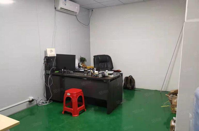 公明下村南光高速出口厂房出租，2楼450平，看中拎包入住即可