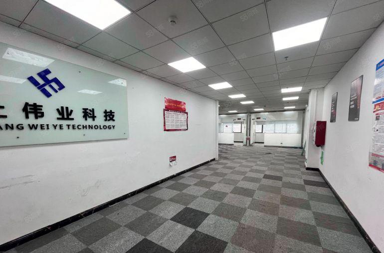 公明附近新出楼上带豪华装修330平厂房出租水电齐全