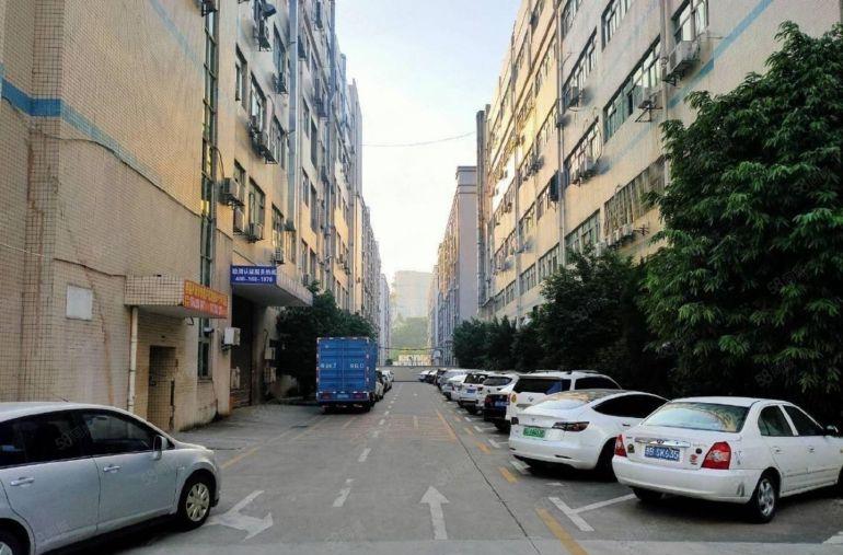 光明厂房出租带装修5000平厂房出租可分租300平起仓库出租