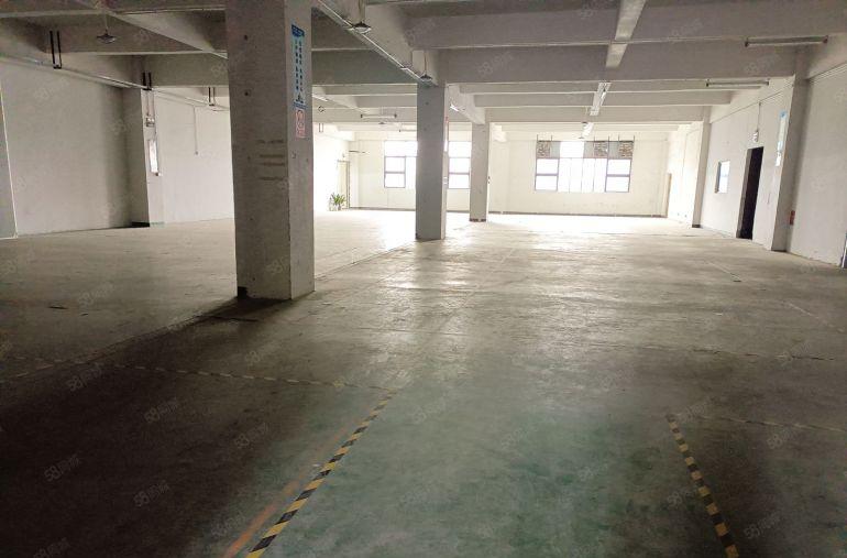 2000平整层光明地铁口附近精装修原房东红本重工业厂房出租