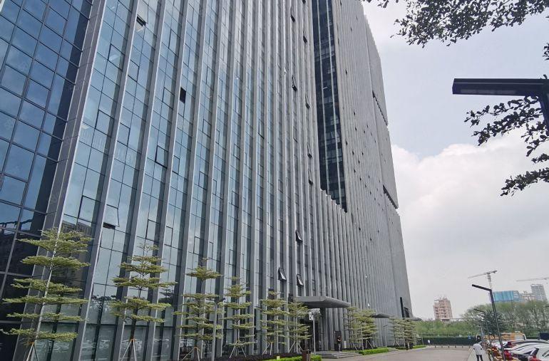 光明地铁口精装修研发办公拎包入驻出租