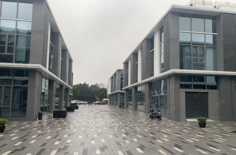 光明地铁口研发办公厂房500平起租，好招工，精装修