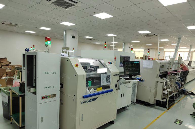 光明娄村地铁口附近1500平楼上精装修厂房仓库出租水电齐全