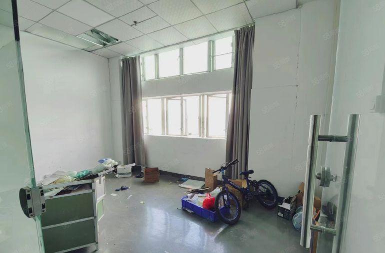 （光明公明特价厂房18元）1300平有办公室，仓库，精装修