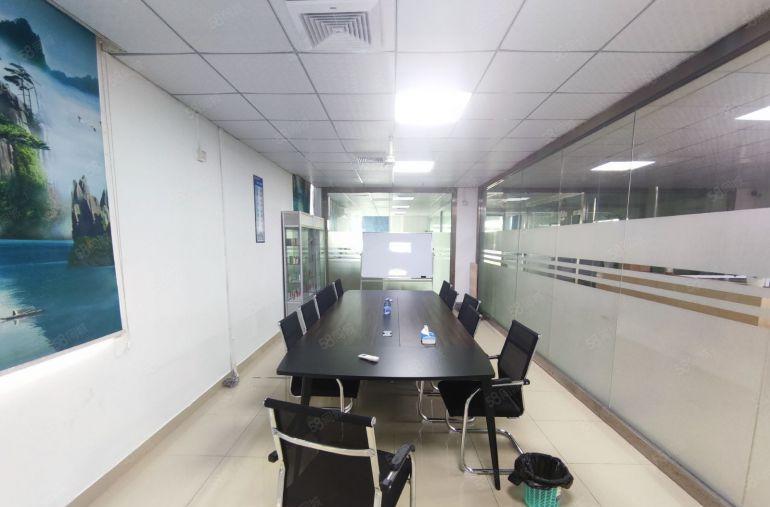 光明1685平地铁精装修无尘车间低价厂房仓库空地车位一楼出租