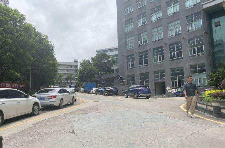 光明高新科技园1000平厂房出租可免租6个月补贴20一平