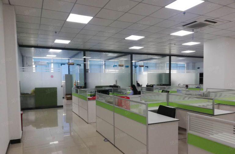 公明蒋石原显示屏厂出租（2400平5吨货梯，整层使用率极高）