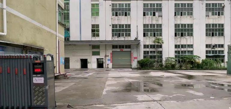 光明原房东建筑面积出租独院厂房7000平，空地大，近高速口