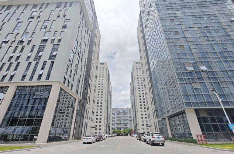 光明可补贴高新工业园200平起可分租精装修厂房一楼仓库出租